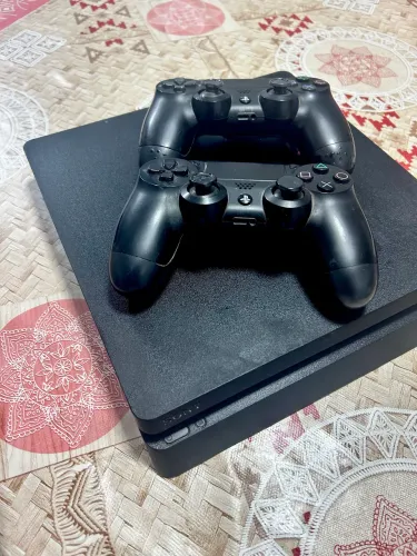 PS4
