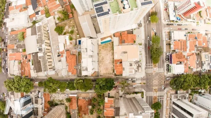 Terreno à venda, 631 m² por R$ 1.200.000 - Petrópolis - Natal/RN