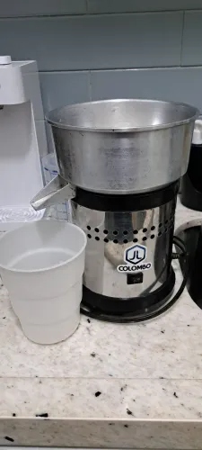 Espremedor de Laranja Industrial Colombo 110 voltz