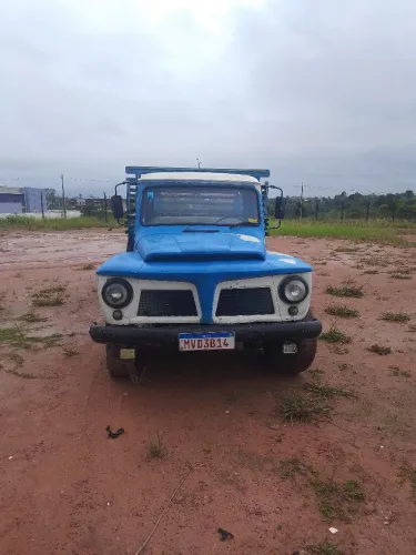 Ford F-75 4X2 2.6 V12 1979
