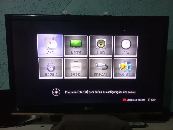 TV Monitor LED de 25 polegadas fuul HD manchada