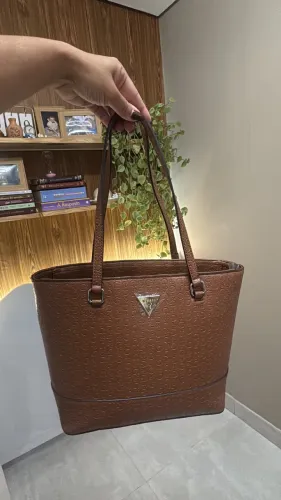 Bolsas Original Guess e Tommy