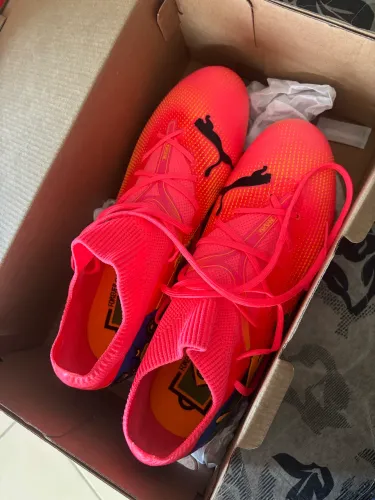 Vendo chuteira original da puma no precinho