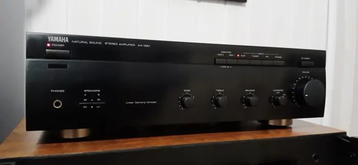 Amplificador Yamaha AX-380