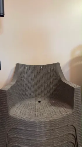 Cadeira Poltrona Rattam Marrom Material Do Estofamento Fibra Sitética