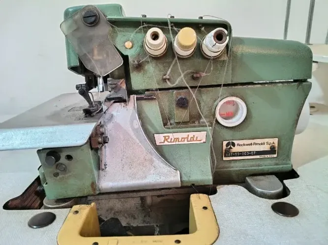 Máquina de Costura