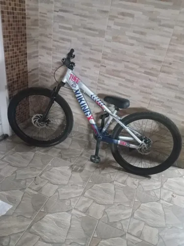 Vendo bike viking em perfeito estado