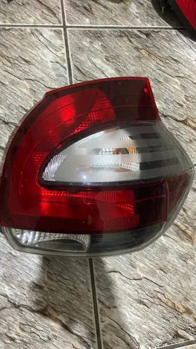 Lanterna Fiat Mobi 