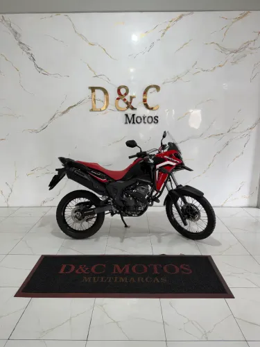Honda Sahara 300 Rally 2025/2025 8MIL KMS