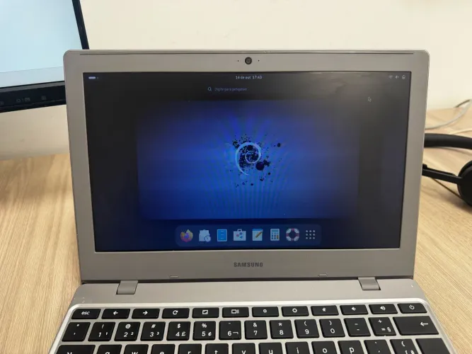 Samsung Chromebook 4