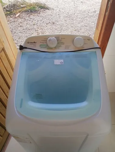 Vendo Máquina de Lavar de 6 kilos COM DEFEITO
