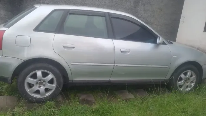 Audi A3 1.8 5P Mec. 2001