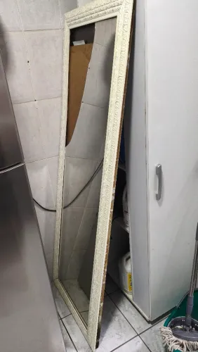 Moldura com Espelho quebrado para doação