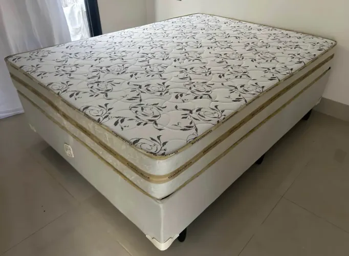 Cama box d33 Queen novas