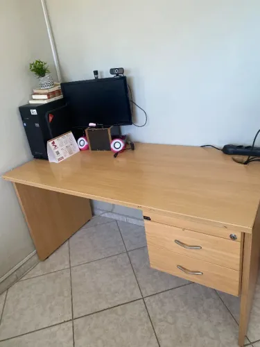 Mesa de escritório escrivaninha 