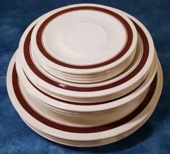 Pratos Porcelana - Conjunto - Porto Ferreira