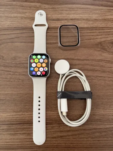 Apple Watch 8 45mm - Prateado