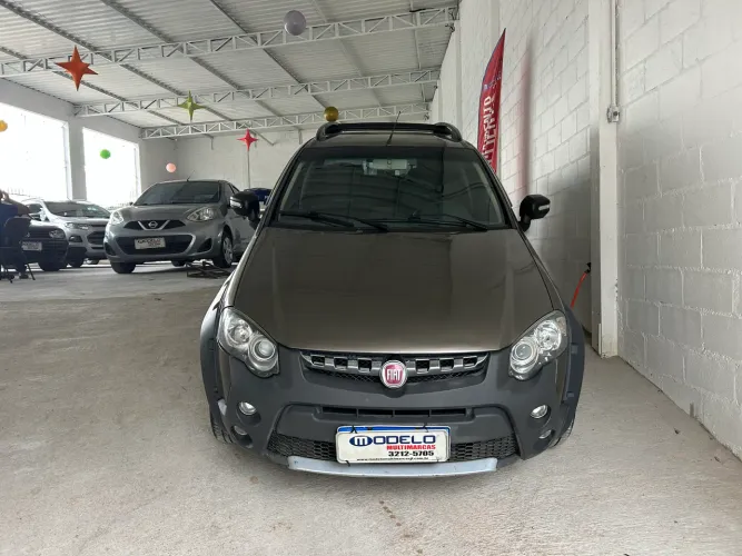 Fiat Strada Adventure1.8/ 1.8 Locker Flex CD 2014
