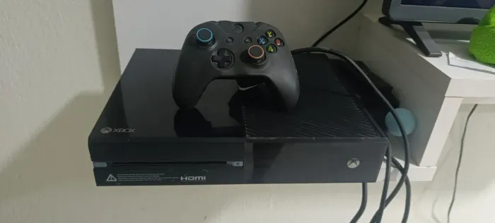 Xbox one fat 500gb com kinect e 12 jogos 