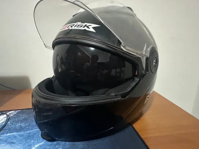 Capacete Norisk ff370 articulado? ROBOCOP?