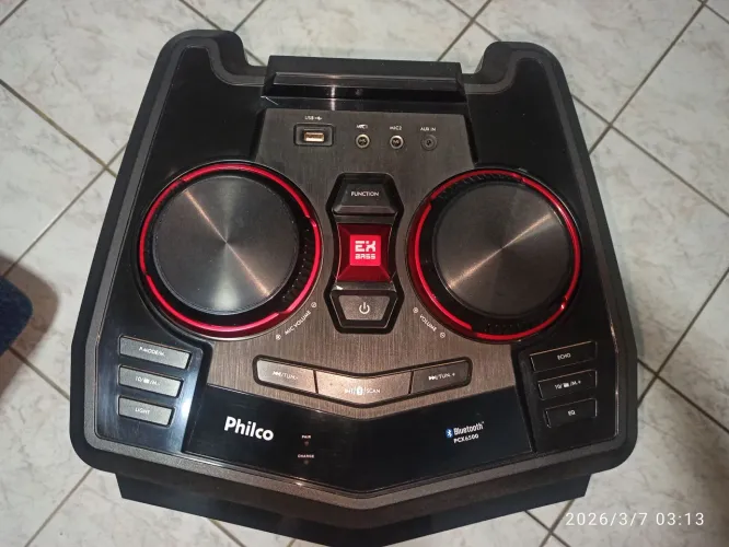 Caixa de Som Philco PCX 6500 - Com bateria interno ou na tomada/ bivolt. 