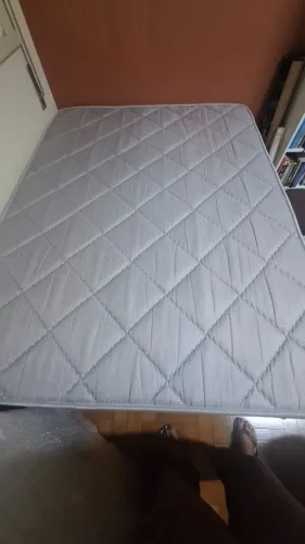 Colchão BF D33 Casal - praticamente novo - 100% espuma