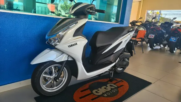YAMAHA FLUO 125 HYBRID CONNECTED ABS 2025/2026