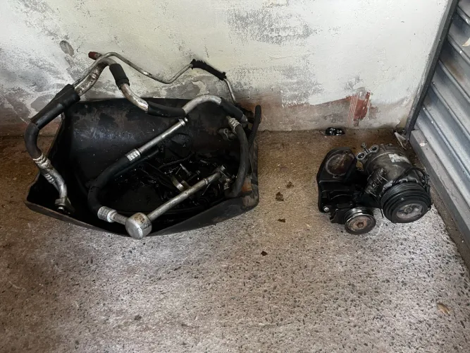 Direção hidráulica e ar condicionado Corsa