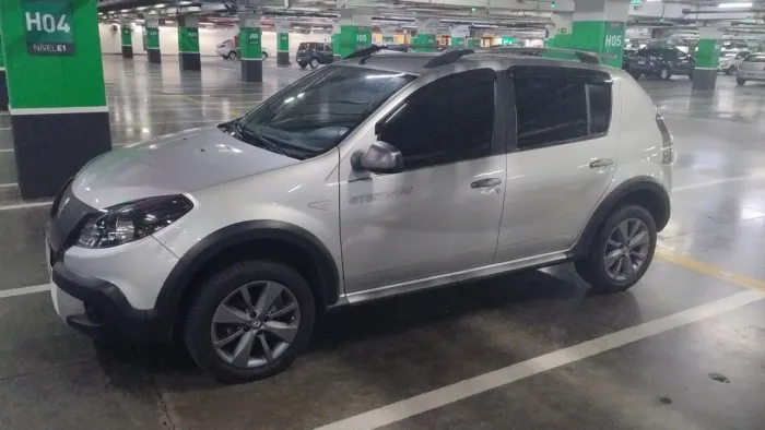 Renault Sandero Stepway Hi-flex 1.6 16V 5P Aut. 2013