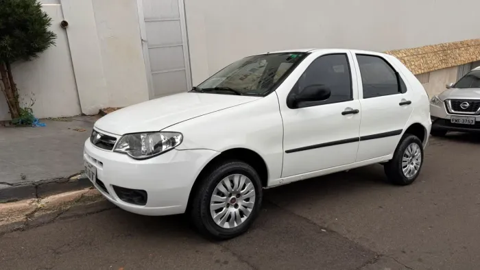 Fiat Palio 1.0 Economy Fire Flex 8V 4P 2013