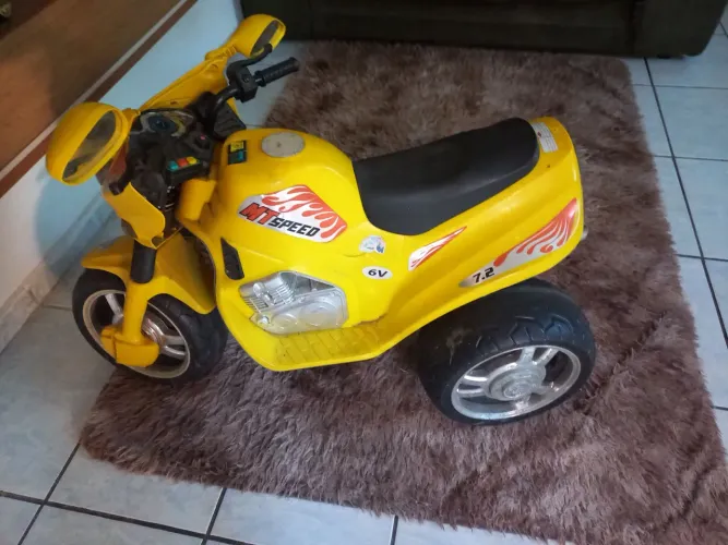 Vendo triciclo e Quadriciclo