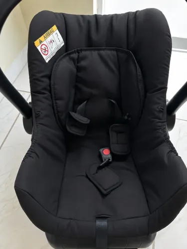 VENDO BEBÊ CONFORTO GALZERANO ?