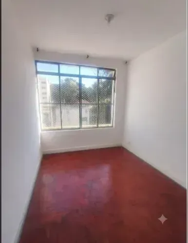Espaço, conforto e uma localização incrível! Venha conhecer!