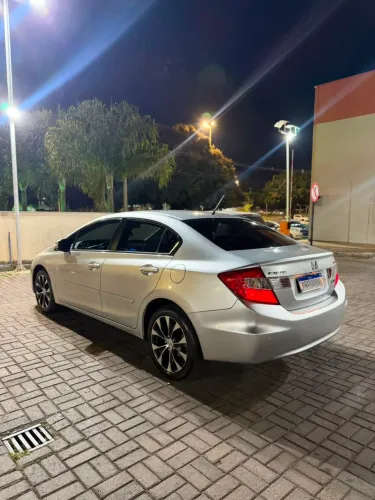 Honda Civic Sedan LXR 2.0 Flexone 16V Aut. 4P 2016