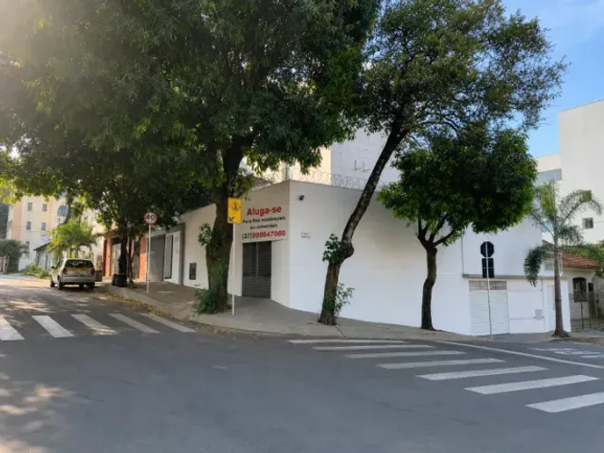 Excelente casa de 3 quartos no Bom Pastor
