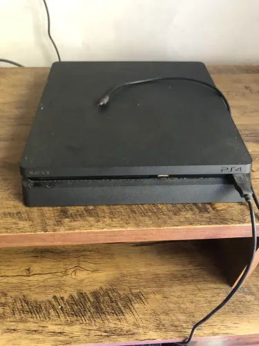 PS4 SemiNovo + Jogos