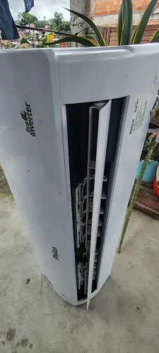 Vendo esse ar condicionado split Philco,todo completo só no ponto de instalar,