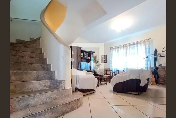 Casa à Venda - Bom Retiro, 3 Quartos, 210 m2
