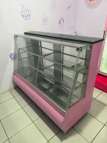Vendo Vitrine Doceria/Padaria