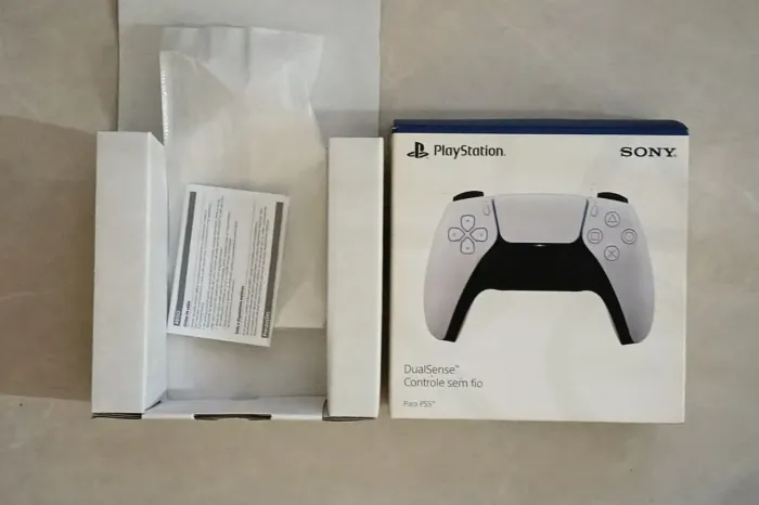 Caixa vazia do controle ps5 completa e novíssima