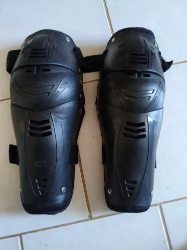 Kit Joelheira articulada Trilha ASW - e cotoveleiras IMS, em Ótimo Estado
