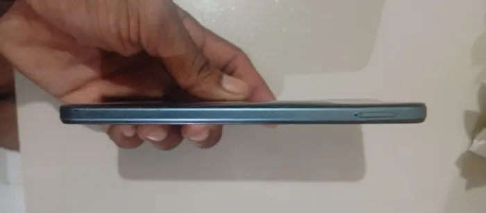 Celular Moto e13
