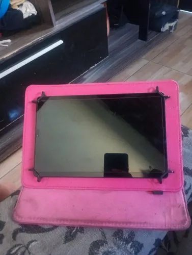 Tablet Lenovo m9 semi-novo 