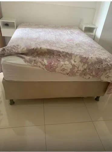 Colchão queen com box