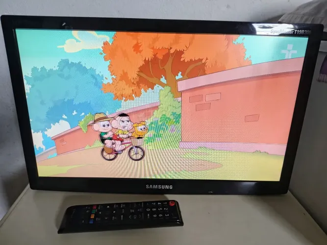 Televisão 19 polegada Samsung com game