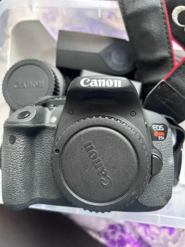 Câmera Cânon T4i