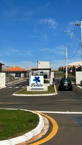 Casa para locação no Residencial Violeta Neves