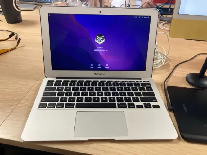 MacBook Air 11 2015 SSD + Carregador + Case | Funcionando Perfeito