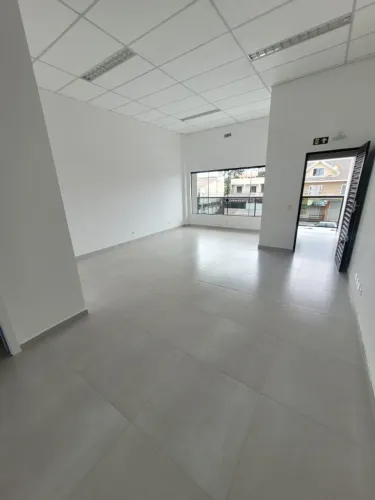 Sobre Loja de 36 m², Proximo a Av Irai, Pinhais
