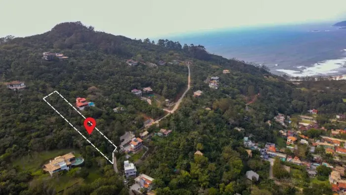 Terreno com 1.534,22 m², Praia da Ferrugem em Garopaba SC